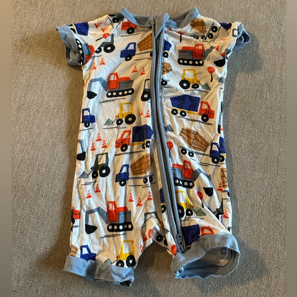 Little Sleepies 0-3 mo Construction Shorty 🚧